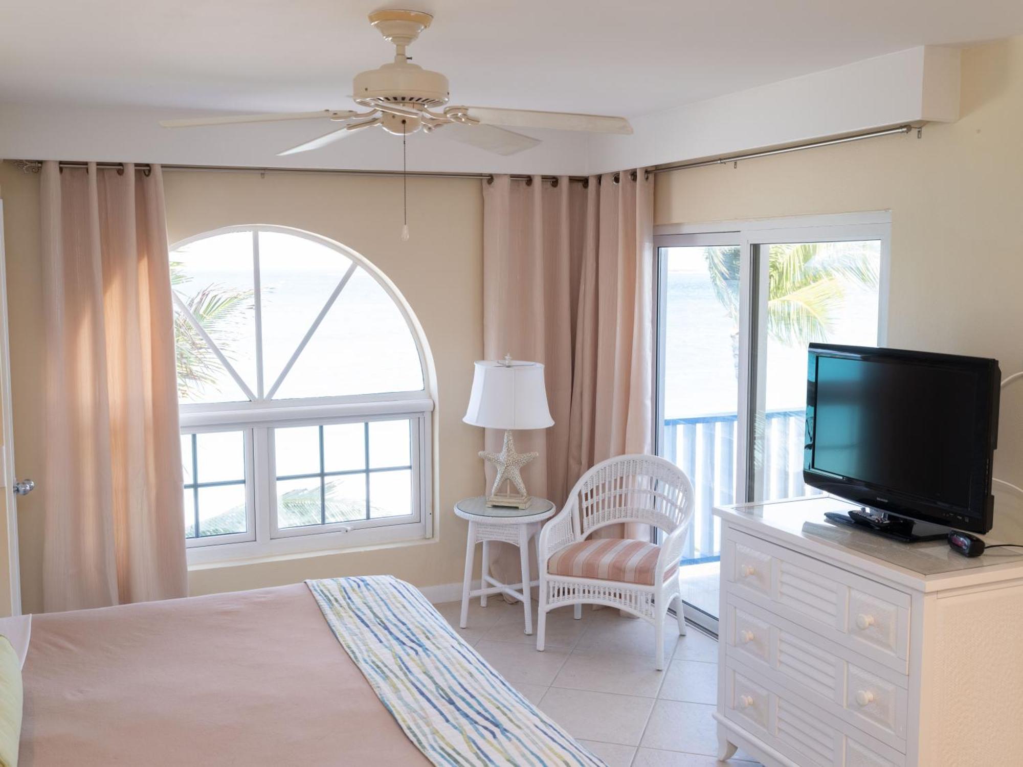 Paradise Island Beach Club Ocean View Villas Creek Village Exteriér fotografie